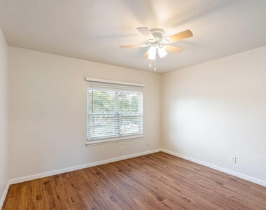 5802 Belmoor Dr - Photo Thumbnail 30