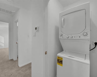 309 Marty Allen Loop - Photo Thumbnail 12