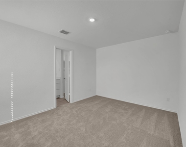 309 Marty Allen Loop - Photo Thumbnail 15