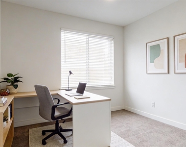 309 Marty Allen Loop - Photo Thumbnail 3