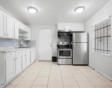 6601 Cleveland Road - Photo Thumbnail 11