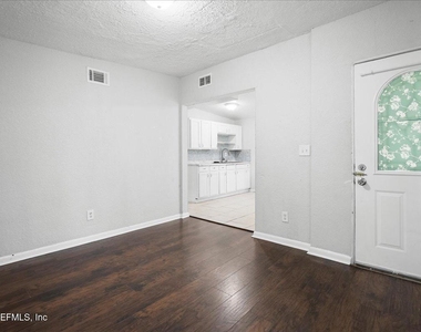 6601 Cleveland Road - Photo Thumbnail 8