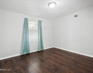 6601 Cleveland Road - Photo Thumbnail 18