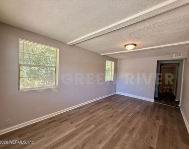 3078 W 15th Street - Photo Thumbnail 5