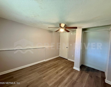 3078 W 15th Street - Photo Thumbnail 13