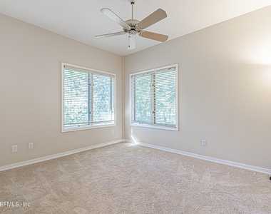 2099 Winterbourne Drive W - Photo Thumbnail 54