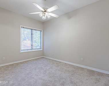 2099 Winterbourne Drive W - Photo Thumbnail 57