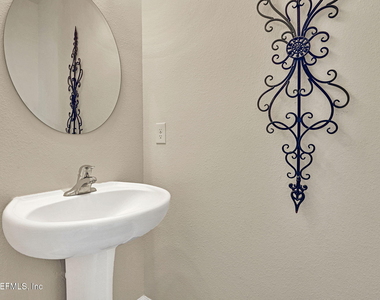 197 Whispering Brook Drive - Photo Thumbnail 2