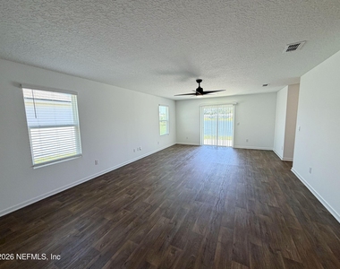 462 Ardila Circle - Photo Thumbnail 2