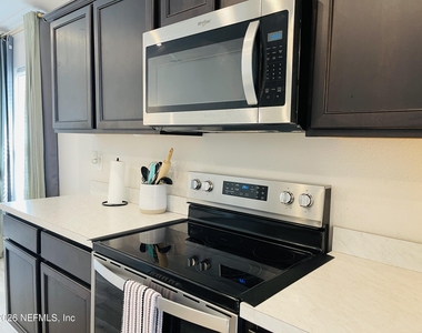 7865 Wyoming Street - Photo Thumbnail 17
