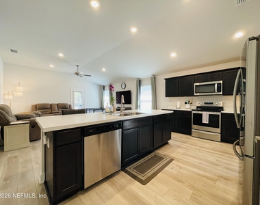 7865 Wyoming Street - Photo Thumbnail 11