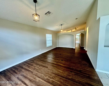 12295 Sumter Square Drive E - Photo Thumbnail 6