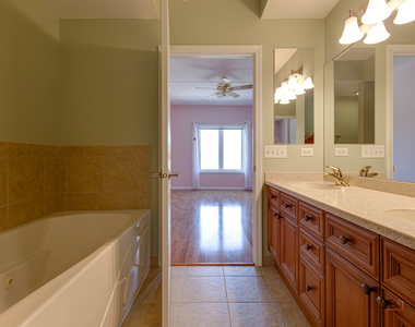 799 Graceland Avenue - Photo Thumbnail 24
