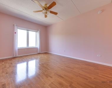 799 Graceland Avenue - Photo Thumbnail 20