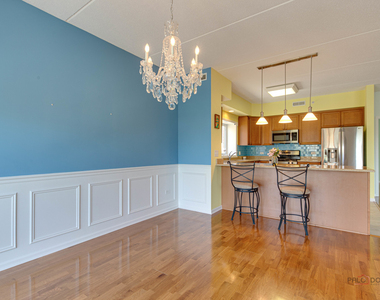 799 Graceland Avenue - Photo Thumbnail 16
