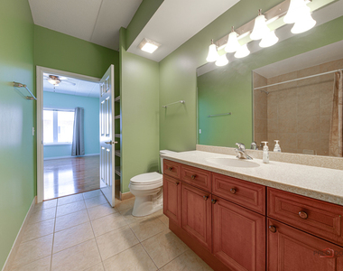 799 Graceland Avenue - Photo Thumbnail 33