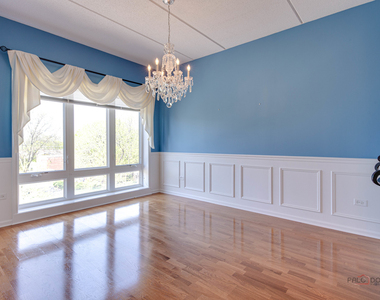 799 Graceland Avenue - Photo Thumbnail 14