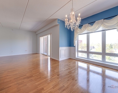 799 Graceland Avenue - Photo Thumbnail 15