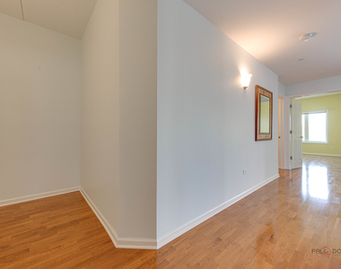 799 Graceland Avenue - Photo Thumbnail 36