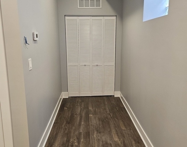 831 S Western Avenue - Photo Thumbnail 15