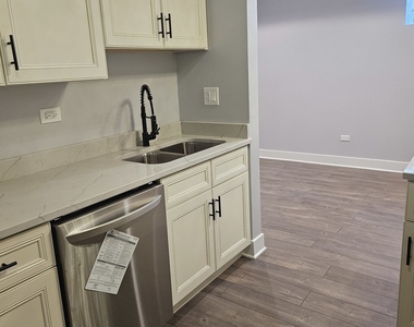 831 S Western Avenue - Photo Thumbnail 8