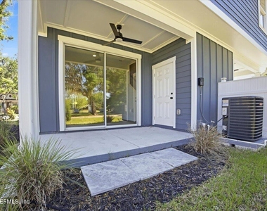 206 W Fox Street - Photo Thumbnail 19