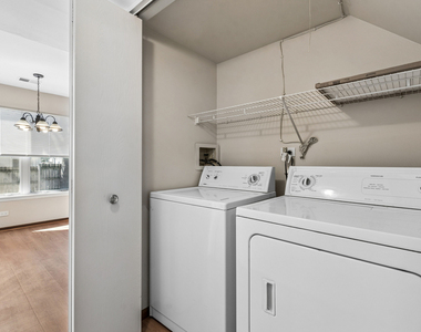 1317 Spalding Drive - Photo Thumbnail 8