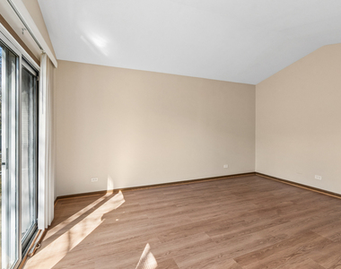 1317 Spalding Drive - Photo Thumbnail 7