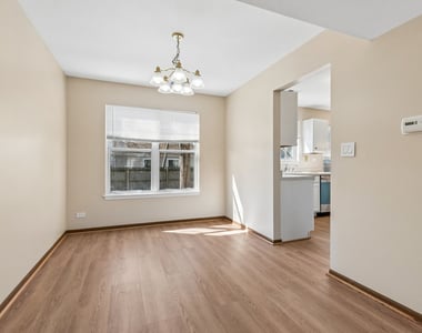 1317 Spalding Drive - Photo Thumbnail 3