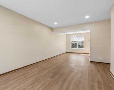 1317 Spalding Drive - Photo Thumbnail 2