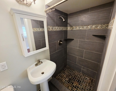 2146 Antilles Court - Photo Thumbnail 17
