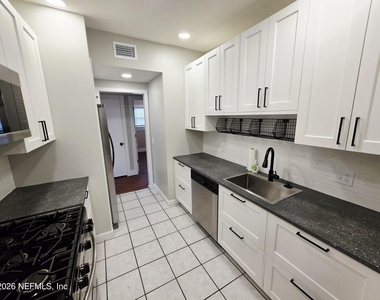 2146 Antilles Court - Photo Thumbnail 23