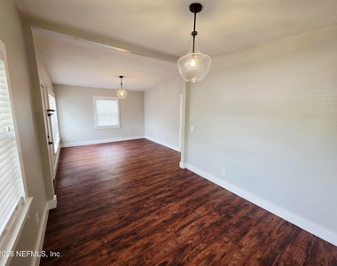 2146 Antilles Court - Photo Thumbnail 7