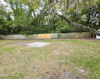 2146 Antilles Court - Photo Thumbnail 31