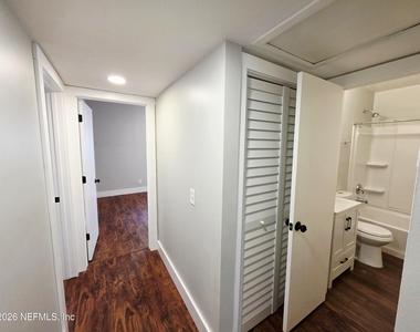 2146 Antilles Court - Photo Thumbnail 13