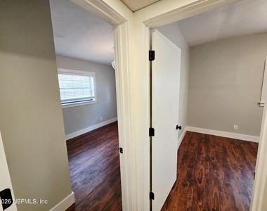 2146 Antilles Court - Photo Thumbnail 14