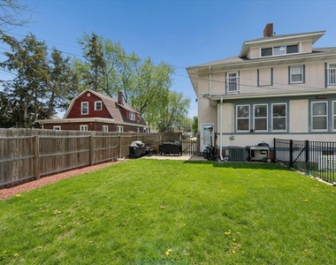 362 Evans Avenue - Photo Thumbnail 20