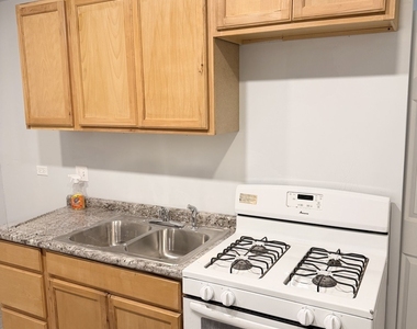 14305 Irving Avenue - Photo Thumbnail 6