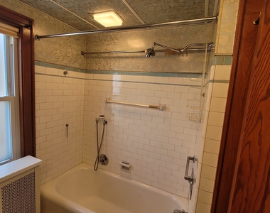 5228 W Hutchinson Street - Photo Thumbnail 16