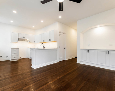 1511 W Garfield Boulevard - Photo Thumbnail 5