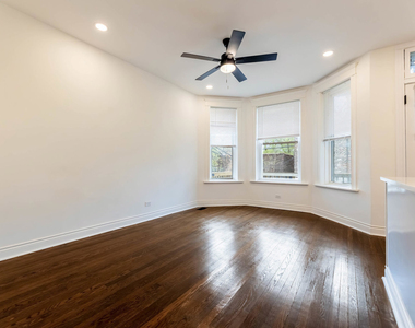 1511 W Garfield Boulevard - Photo Thumbnail 4