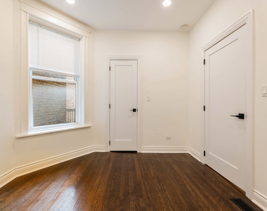 1511 W Garfield Boulevard - Photo Thumbnail 10