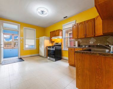 2630 W 42nd Street - Photo Thumbnail 4