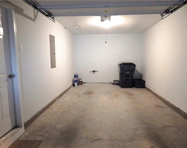 2199 Landing Walk Drive - Photo Thumbnail 46