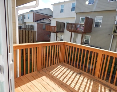 2199 Landing Walk Drive - Photo Thumbnail 44
