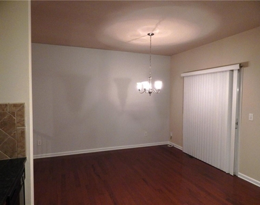 2199 Landing Walk Drive - Photo Thumbnail 25