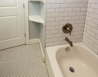 1809 Vesta Avenue - Photo Thumbnail 16