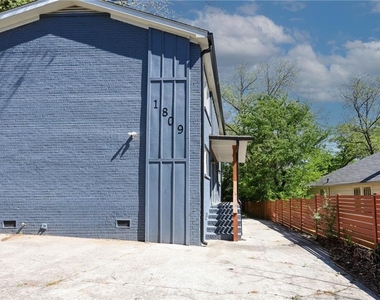 1809 Vesta Avenue - Photo Thumbnail 1
