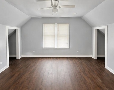 14305 Irving Avenue - Photo Thumbnail 4
