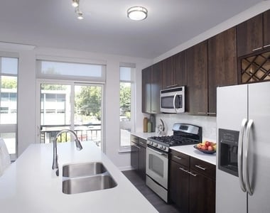 1720 Central Street - Photo Thumbnail 3